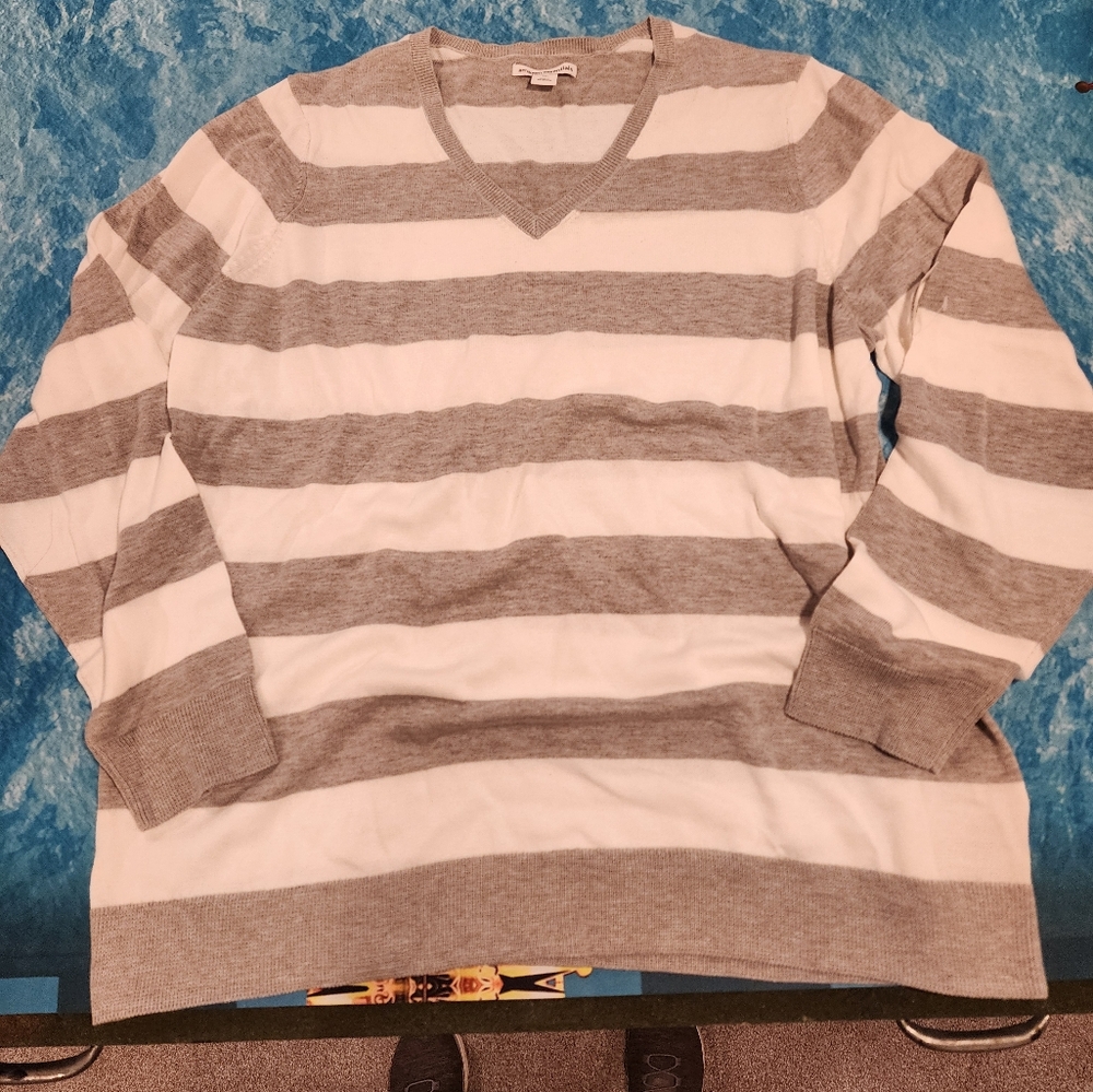 NWT lightweight sweater 2X Amazon essentials.